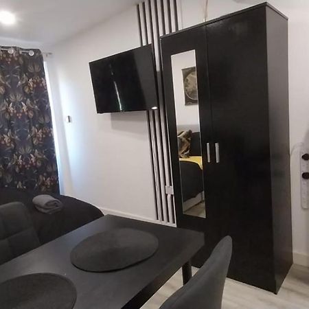 Stylish Home From Home Orpington Bagian luar foto